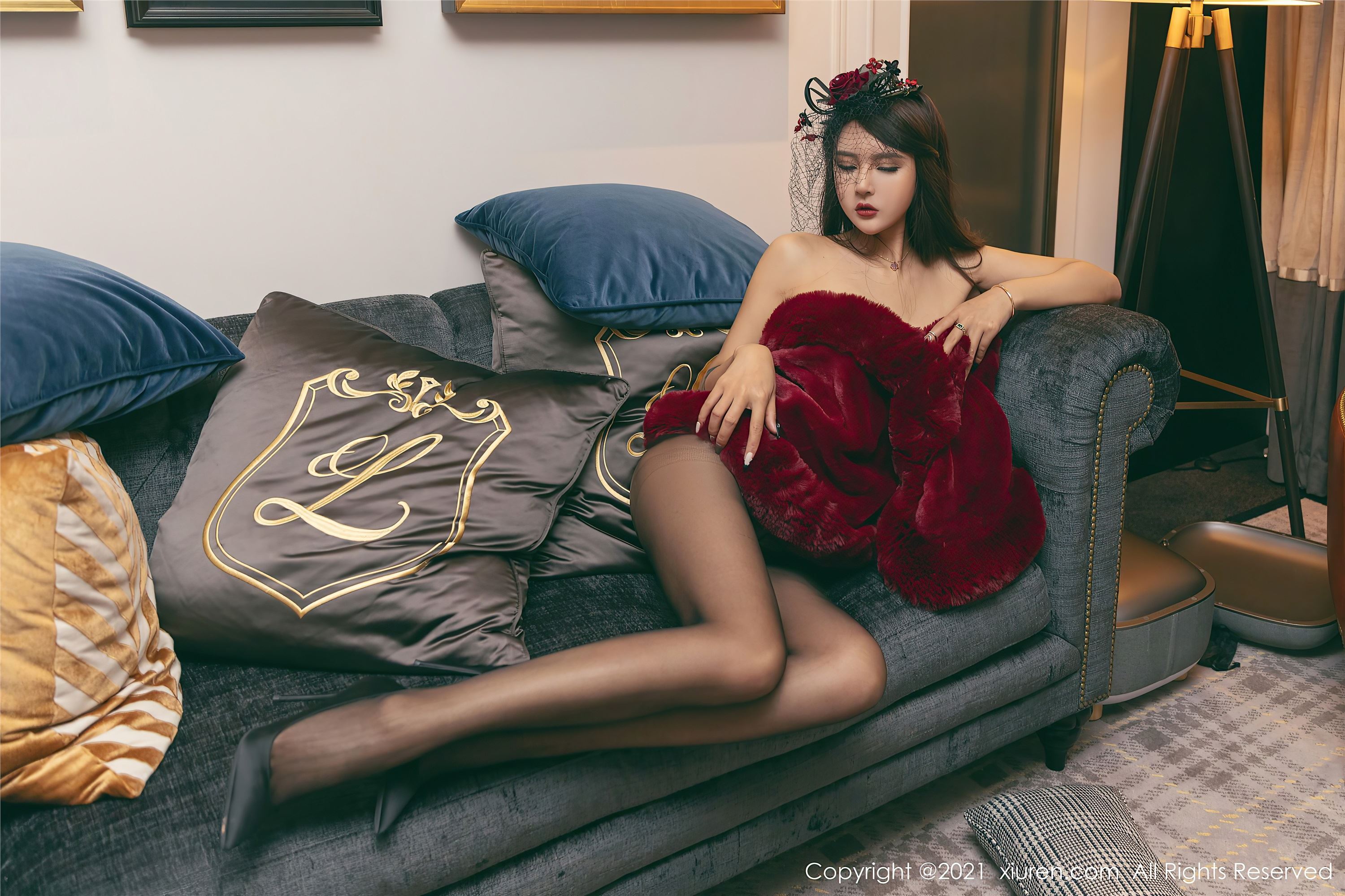 XIUREN秀人网  2021.06.16 No.3548 Emily尹菲